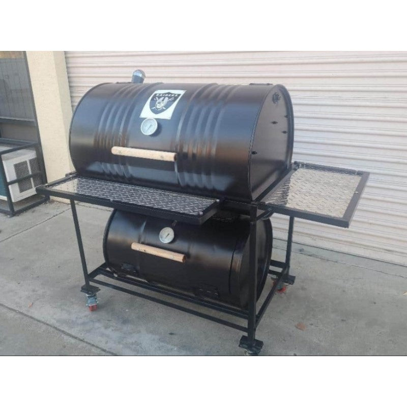 Moss Grills Vertical Single Barrel Barbeque Smoker with Lower Firebox Grill