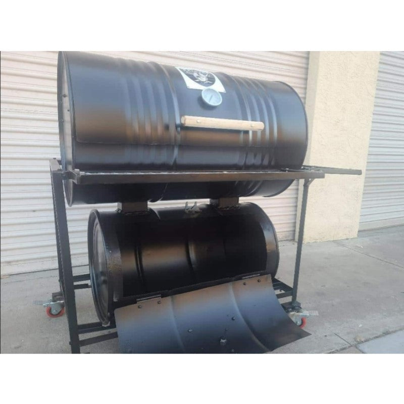 Moss Grills Vertical Single Barrel Barbeque Smoker with Lower Firebox Grill